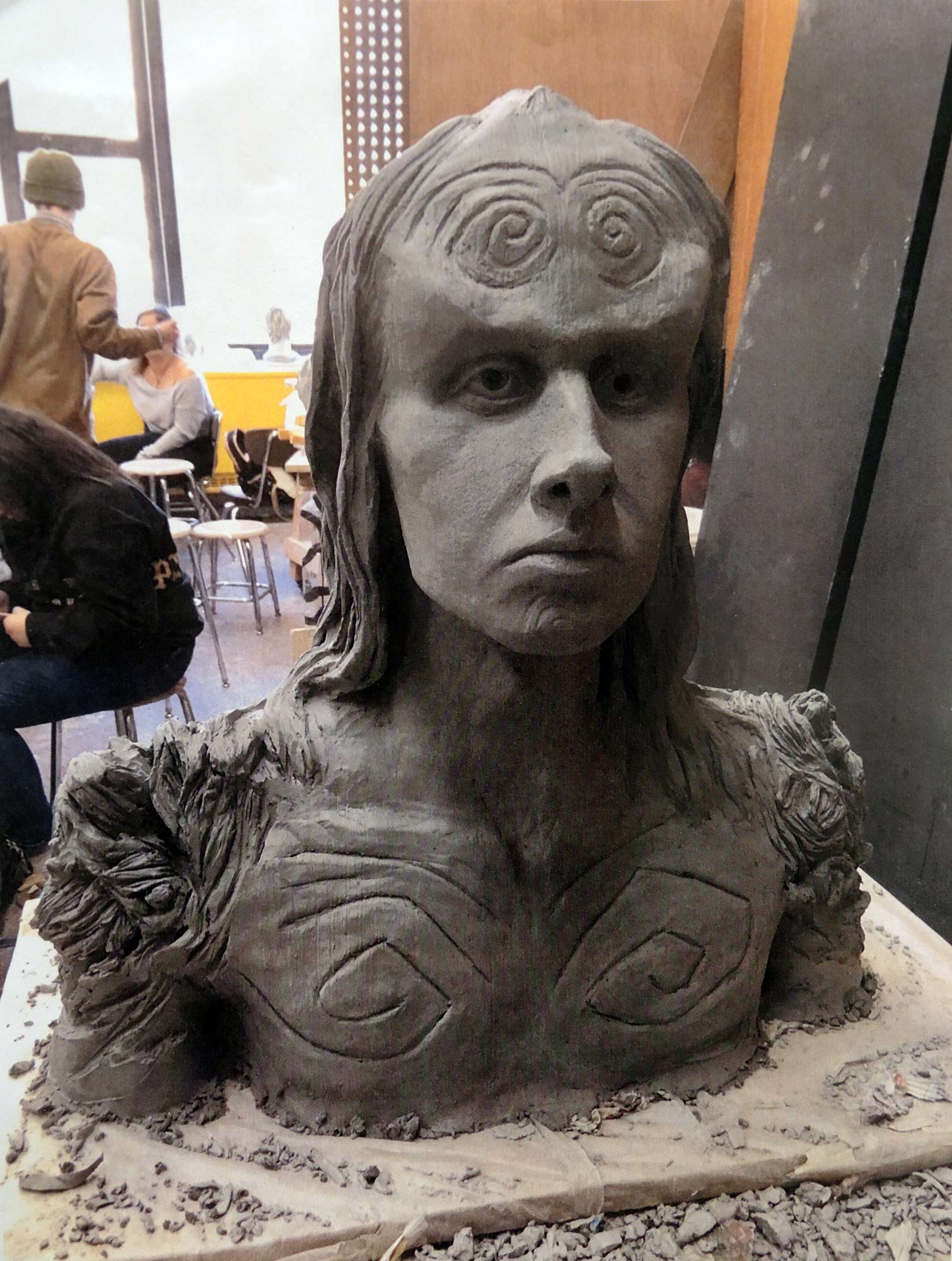 A sculpture of a head