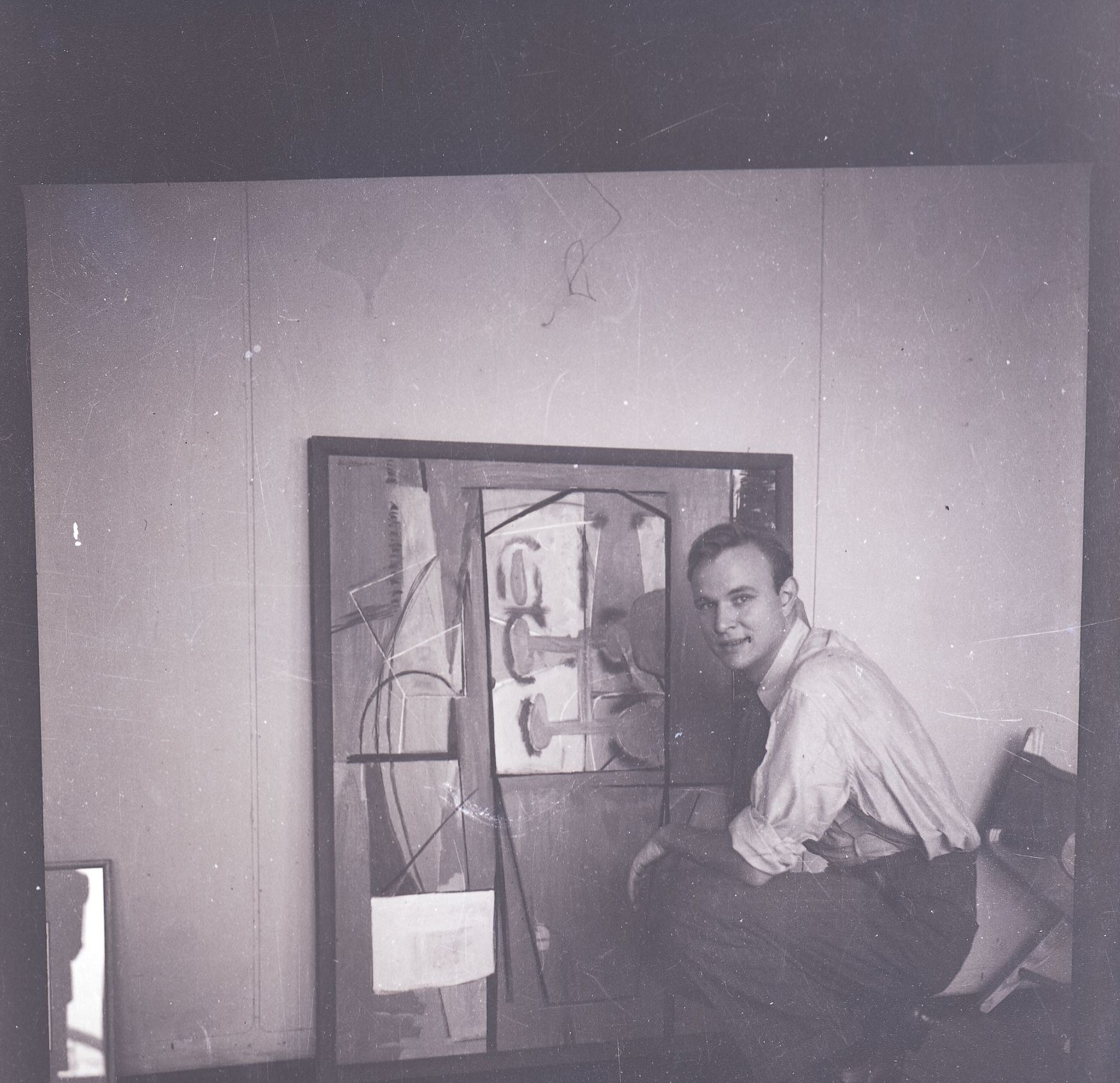 Motherwell installing his exhibition at Art of This Century, New York, October 1944