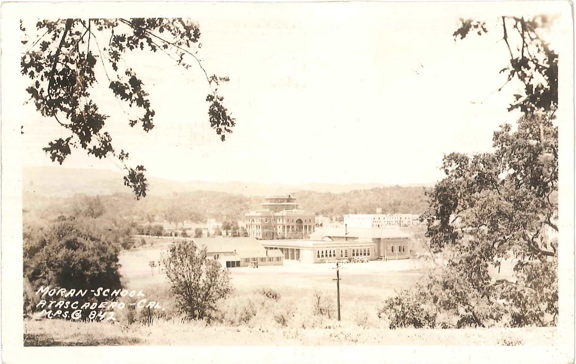 Postcard showing Moran Preparatory School, Atascadero, California